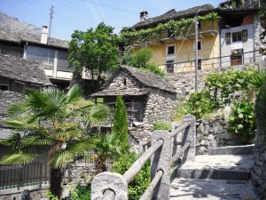 Rustici in Vogorno (Valle Verzasca)